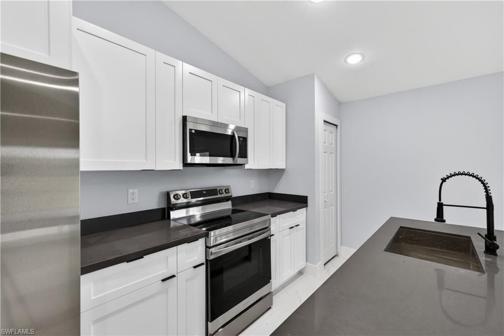 702 Carbon St E, Lehigh Acres, FL 33974 Photo