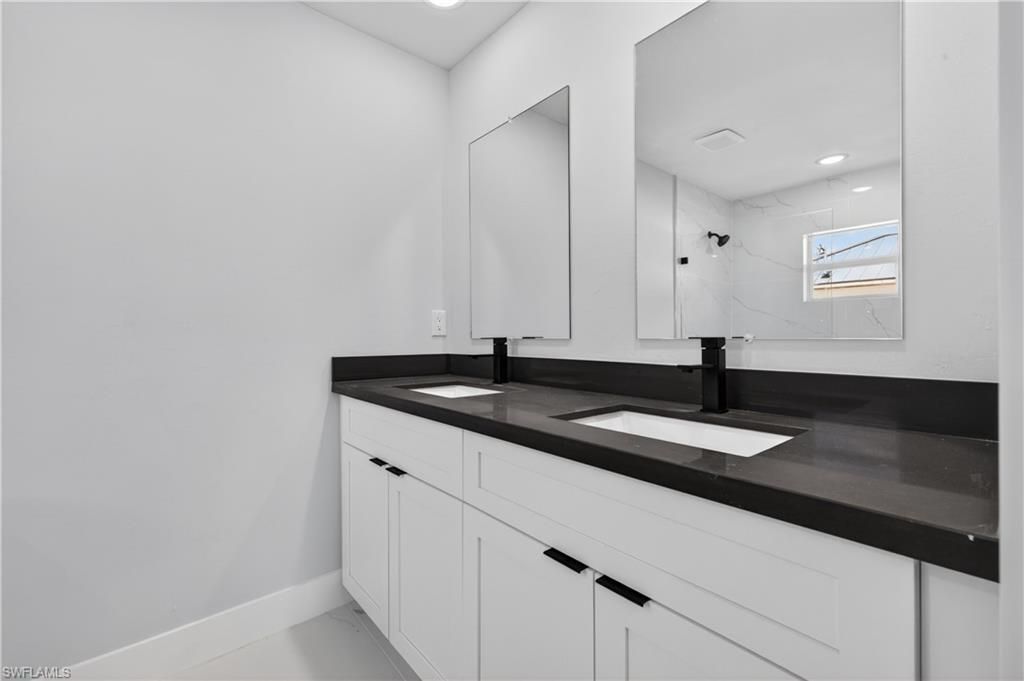 702 Carbon St E, Lehigh Acres, FL 33974 Photo