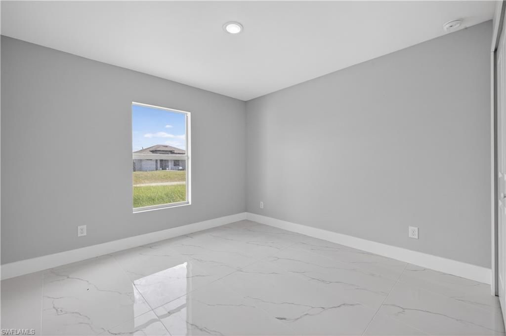 702 Carbon St E, Lehigh Acres, FL 33974 Photo