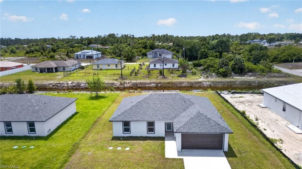 702 Carbon St E, Lehigh Acres, FL 33974 Photo