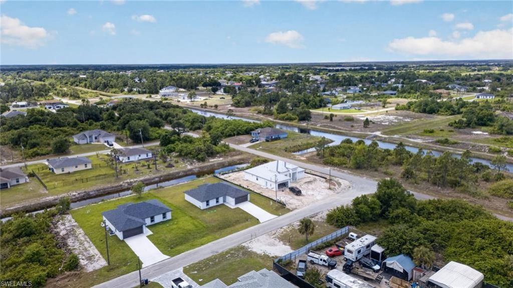 702 Carbon St E, Lehigh Acres, FL 33974 Photo