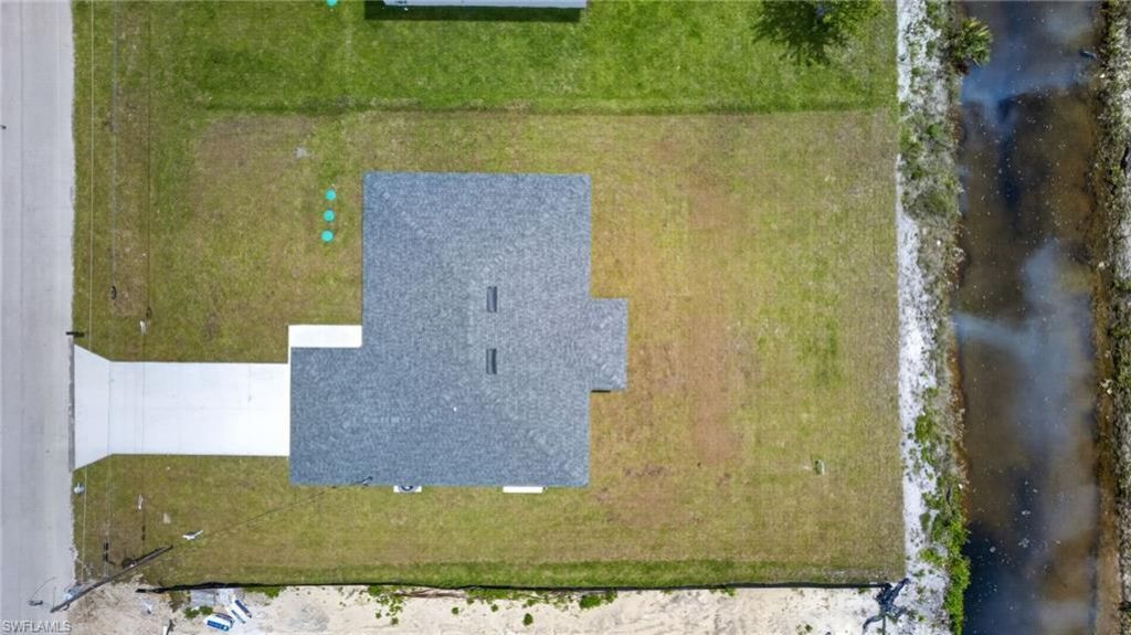 702 Carbon St E, Lehigh Acres, FL 33974 Photo