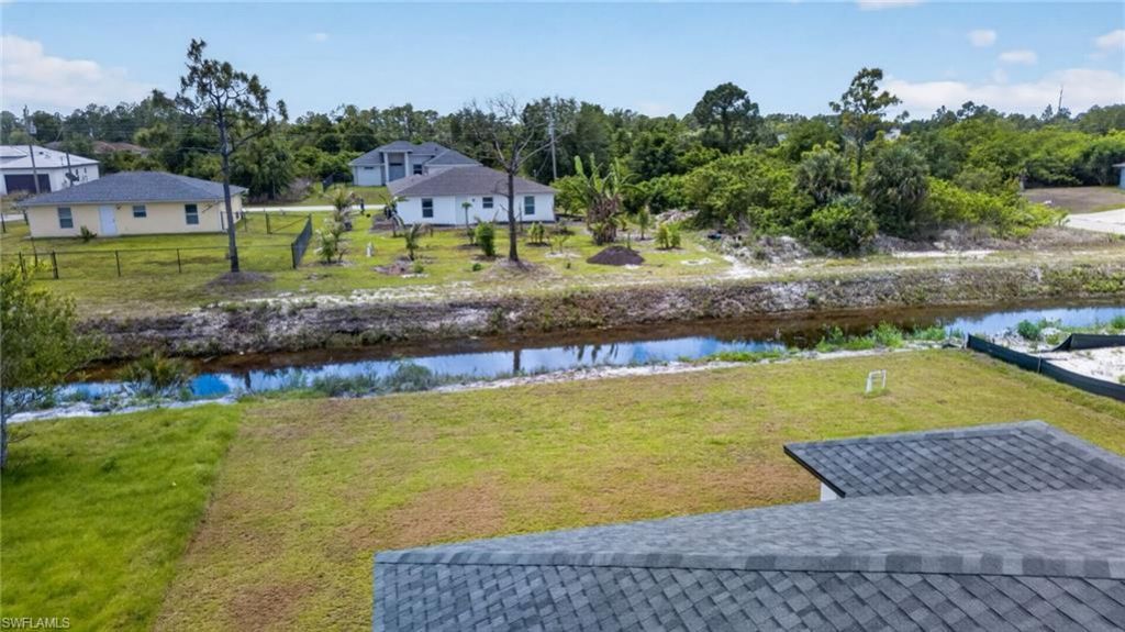 702 Carbon St E, Lehigh Acres, FL 33974 Photo