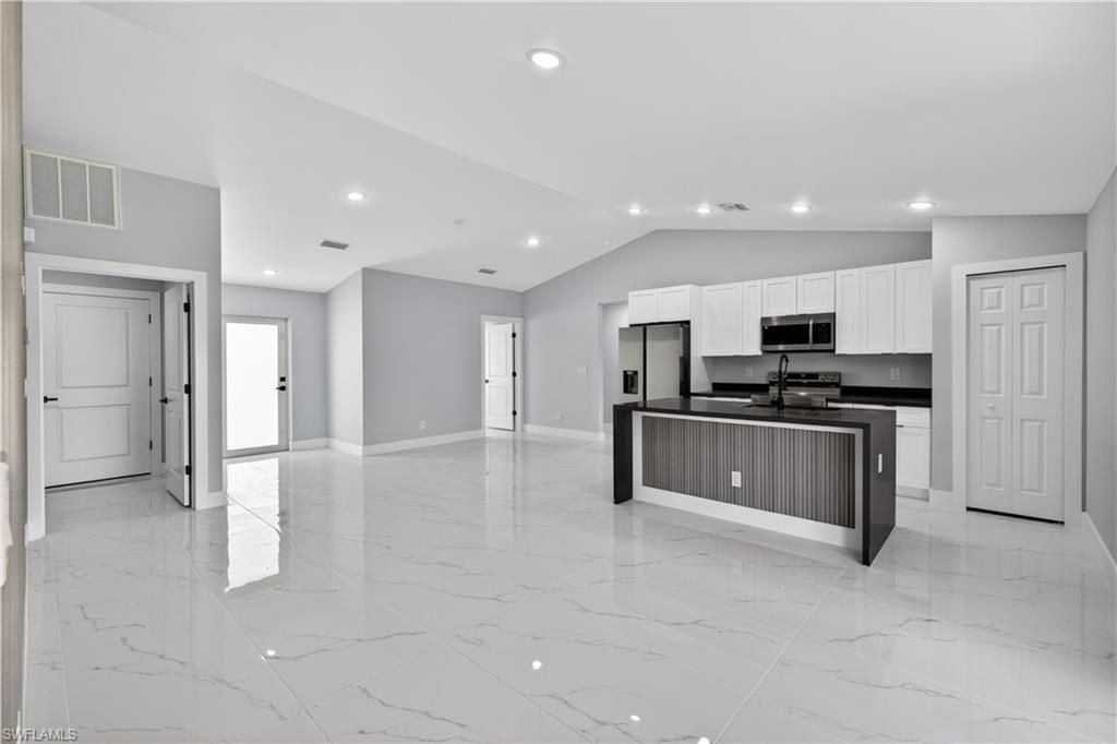 702 Carbon St E, Lehigh Acres, FL 33974 Photo