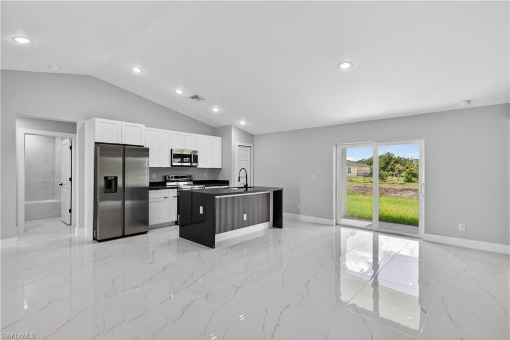 702 Carbon St E, Lehigh Acres, FL 33974 Photo
