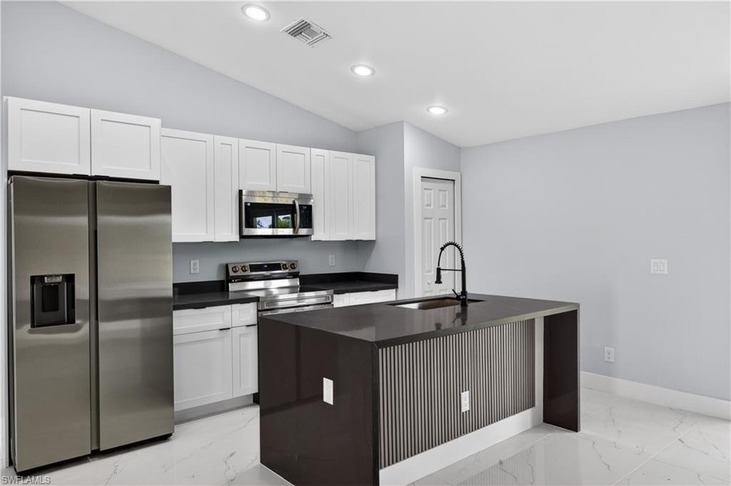 702 Carbon St E, Lehigh Acres, FL 33974 Photo