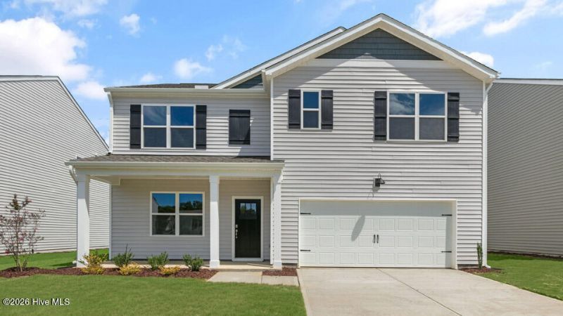252 Lake Tyler Drive, New Bern, NC 28560 Main Photo