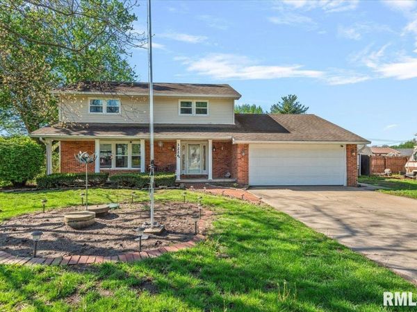 3226 Brunk Drive, Springfield, IL 62712