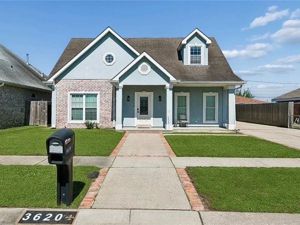 3620 DESPAUX Drive , Chalmette, LA 70043