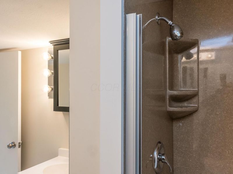 5533 Redwood Road, Columbus, OH 43229 Photo 29