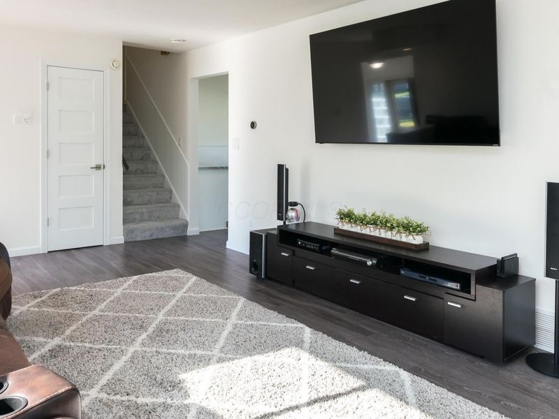 5533 Redwood Road, Columbus, OH 43229 Photo 7