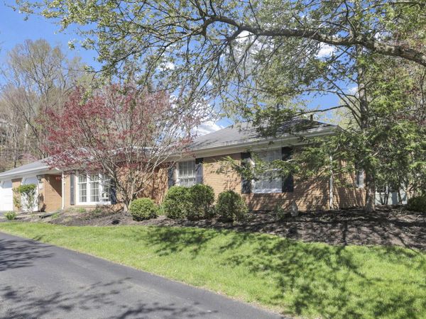 524 W Broadway , Granville, OH 43023