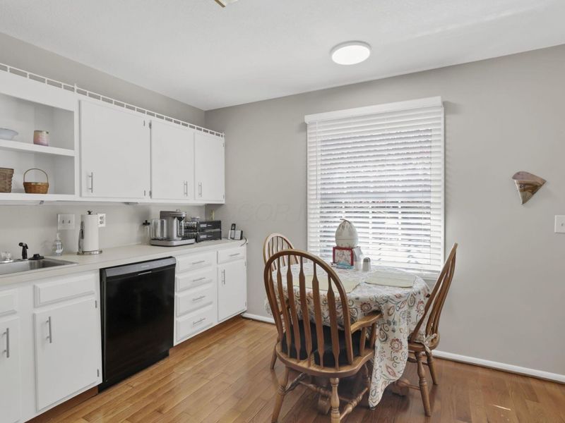 524 W Broadway , Granville, OH 43023 Photo 13