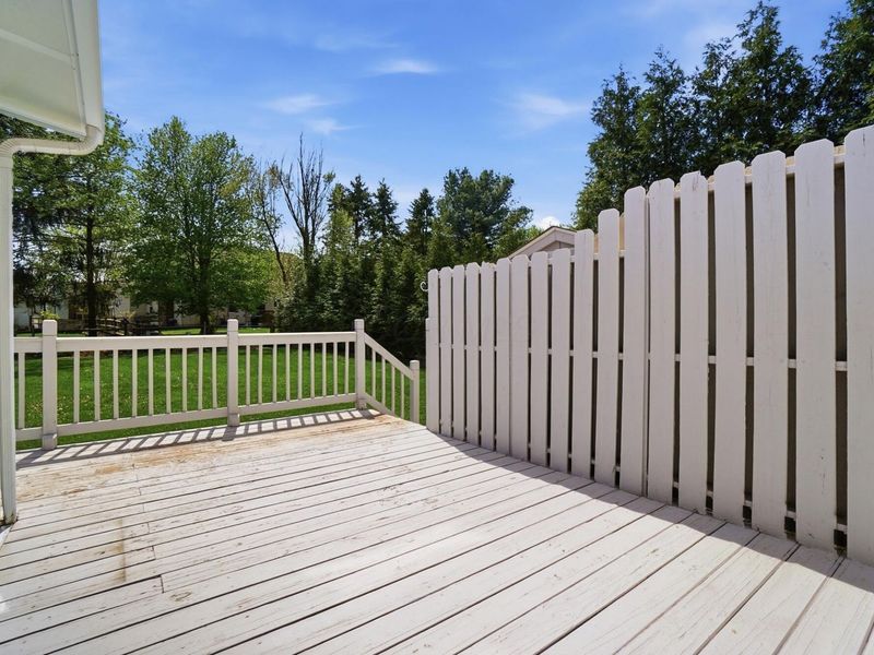 233 Dogwood Drive , Delaware, OH 43015 Photo 13