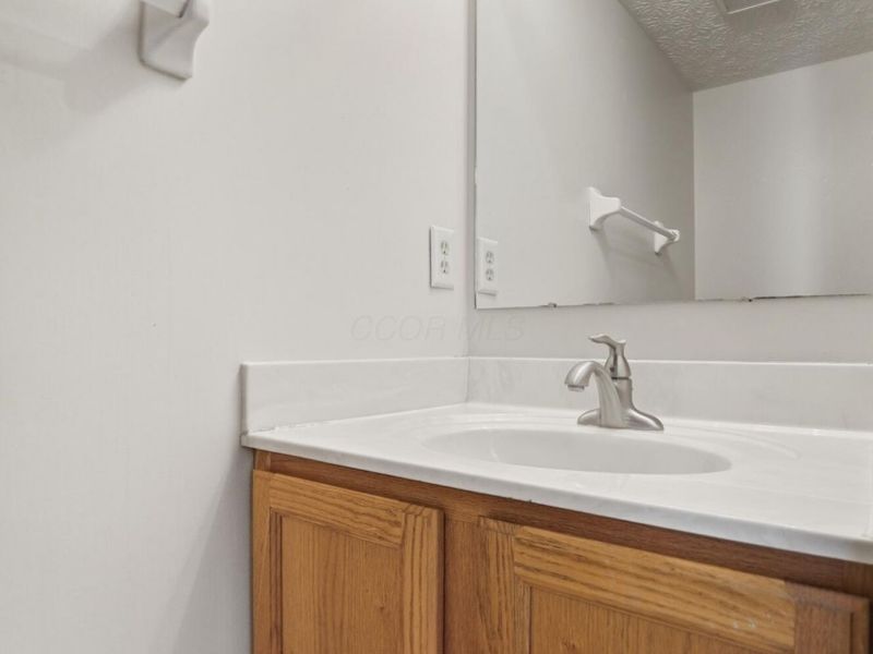 233 Dogwood Drive , Delaware, OH 43015 Photo 22