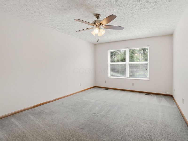 233 Dogwood Drive , Delaware, OH 43015 Photo 24