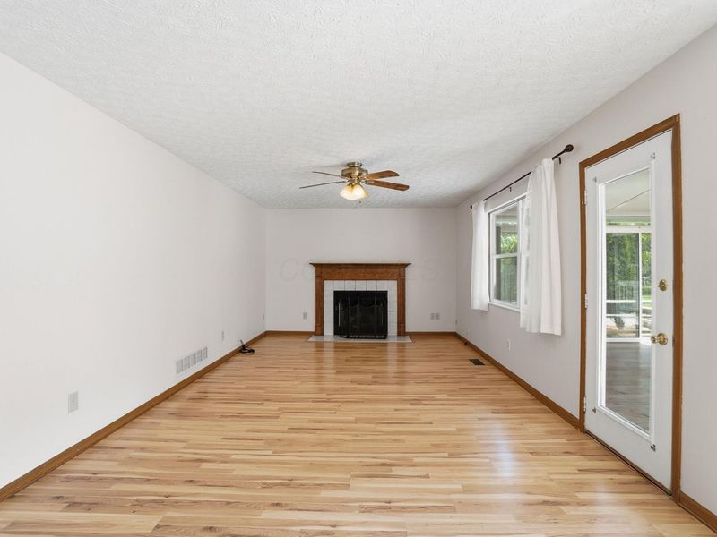 233 Dogwood Drive , Delaware, OH 43015 Photo 7