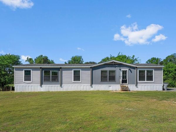 2040 PINEYWOODS SIPSEY Rd, Jasper, AL 35504