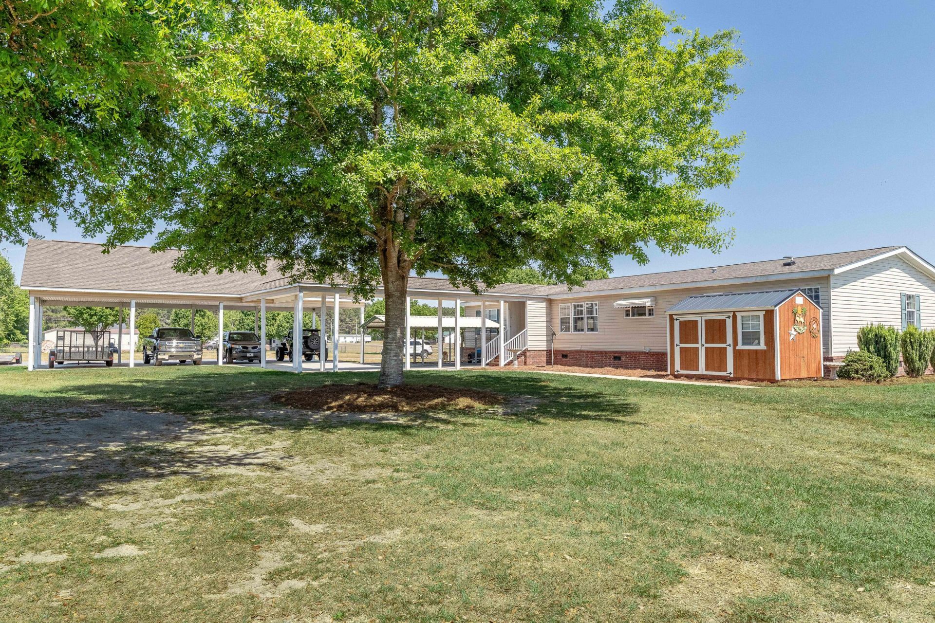 132 Avalon Court Photo 12