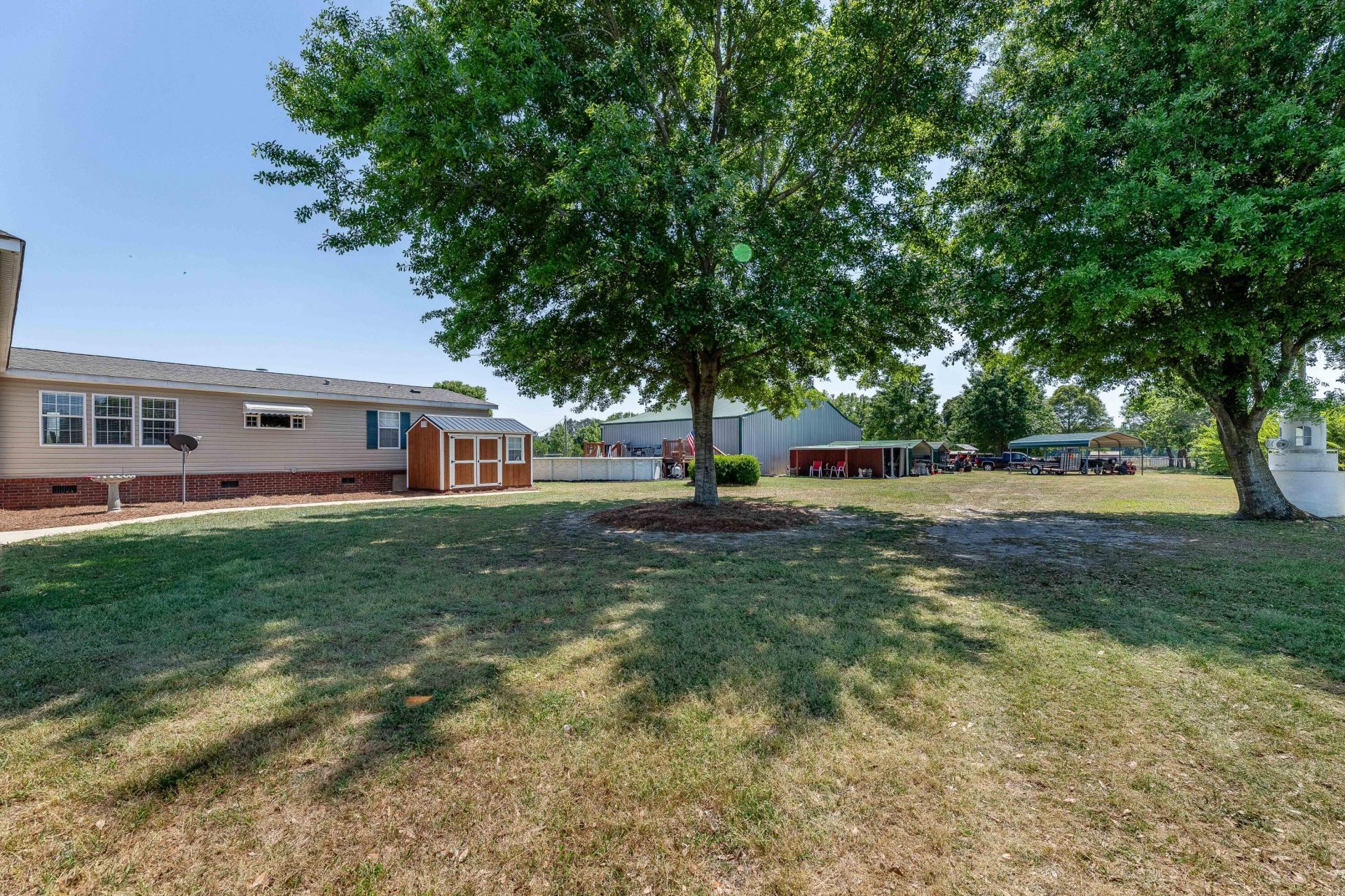 132 Avalon Court Photo 28