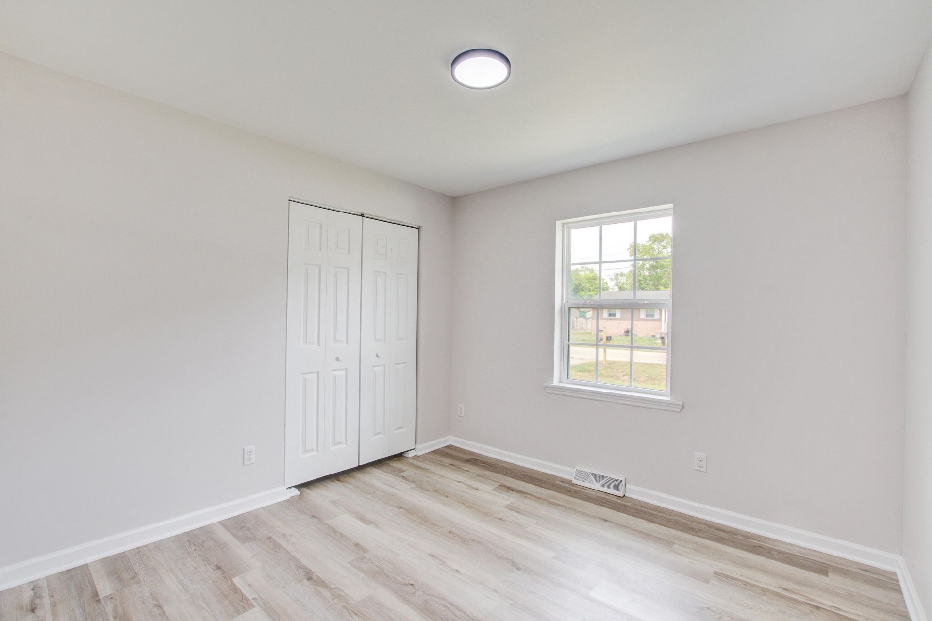 15 Ophir Drive Photo 13