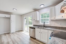 15 Ophir Drive photo 4