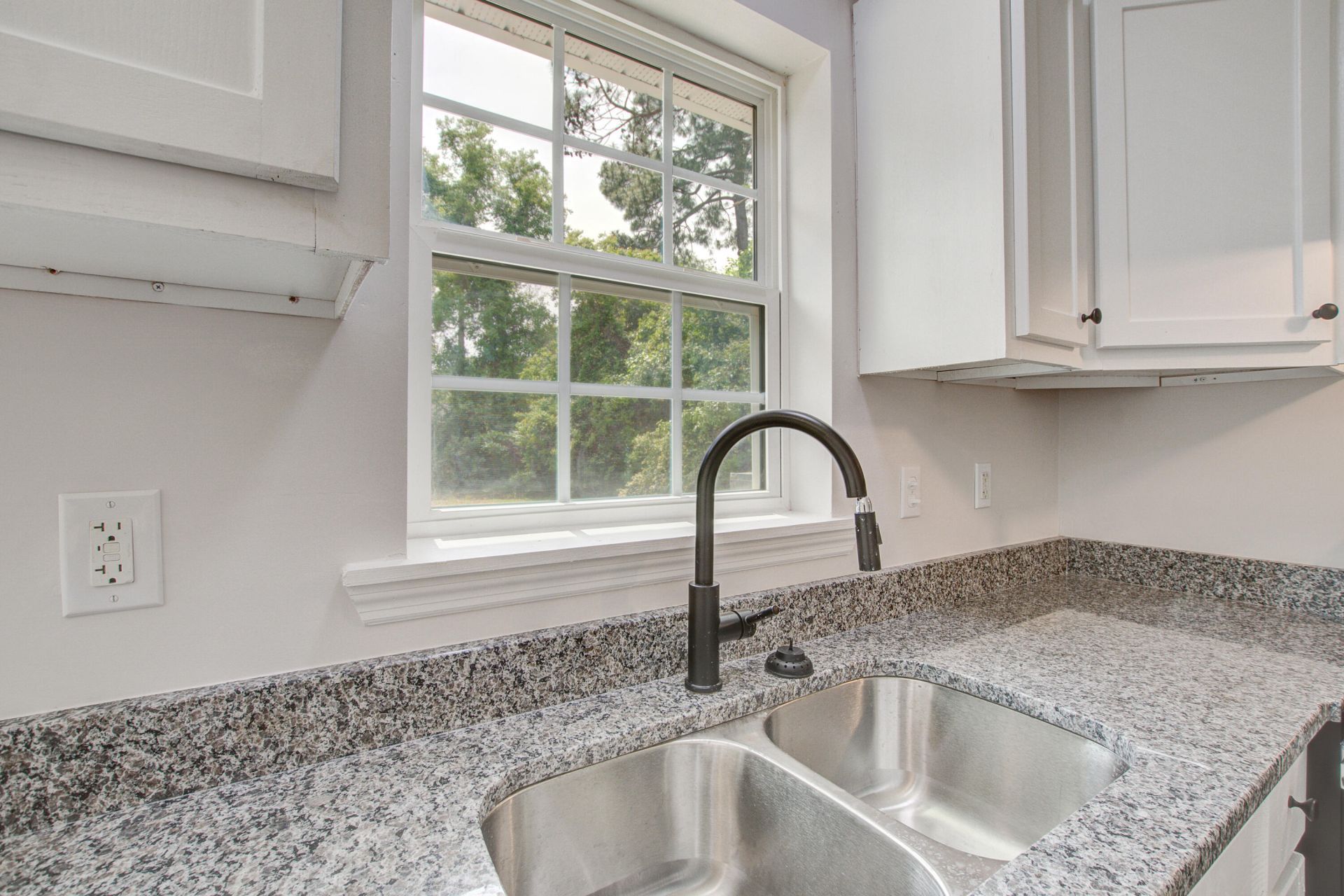 15 Ophir Drive Photo 5