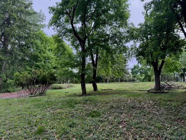 5050 PONVALLEY Road , Bloomfield Twp, MI 48302