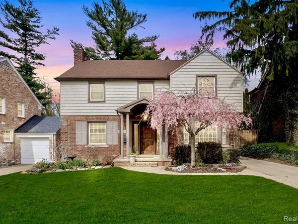 244 Kerby Road, Grosse Pointe Farms, MI 48236