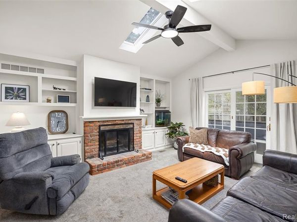 244 Kerby Road, Grosse Pointe Farms, MI 48236