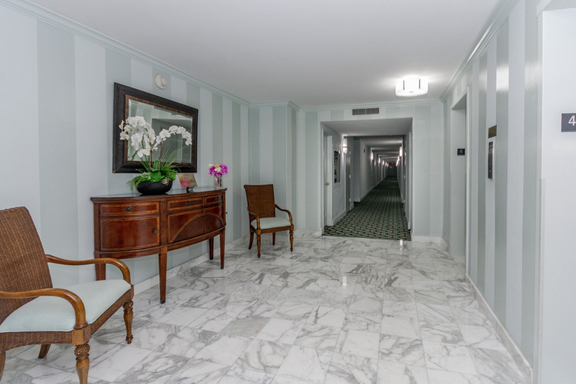 2860 S Ocean Boulevard, Unit 301, Palm Beach, FL 33480 Photo
