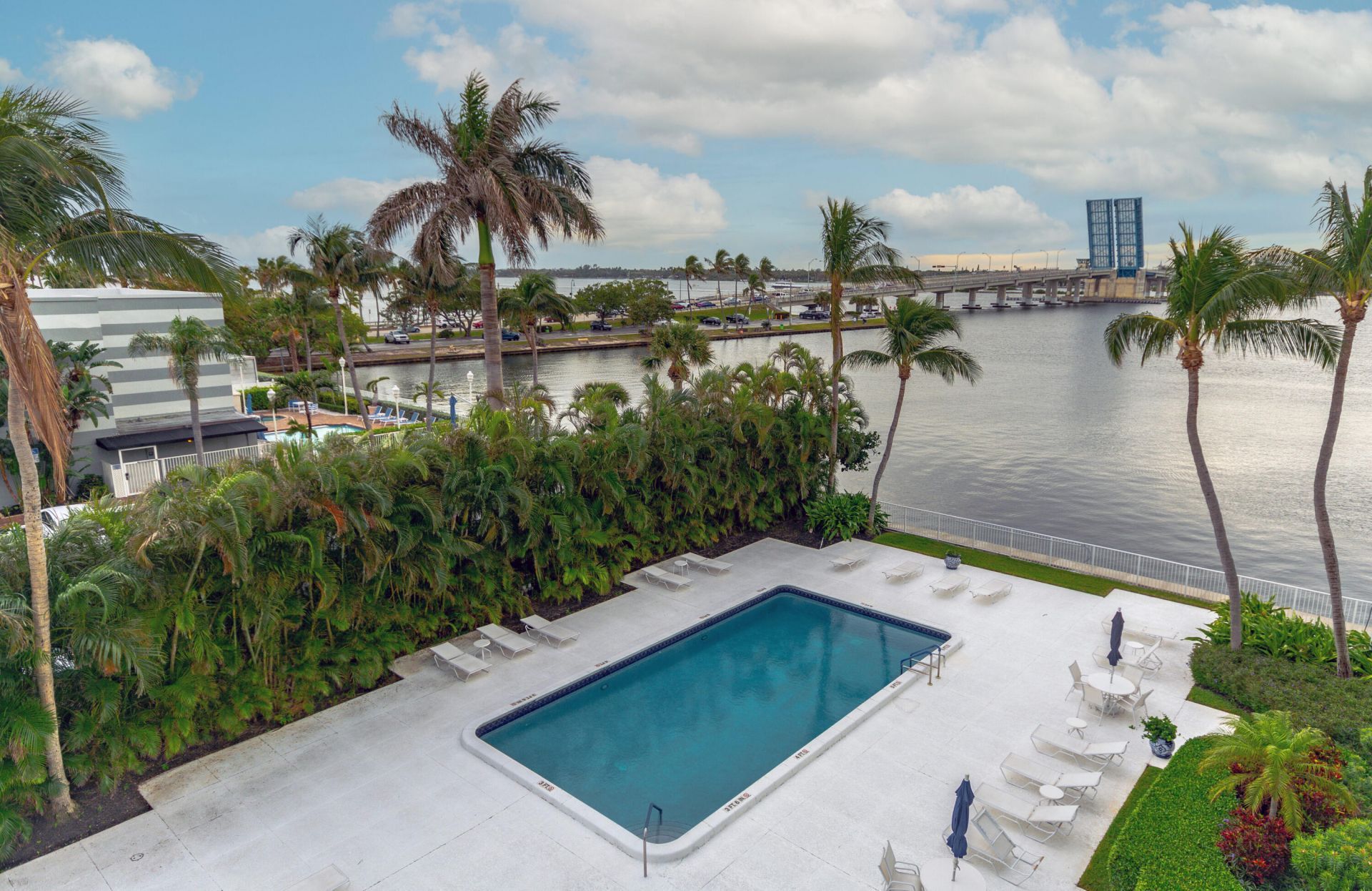 2860 S Ocean Boulevard, Unit 301, Palm Beach, FL 33480 Photo