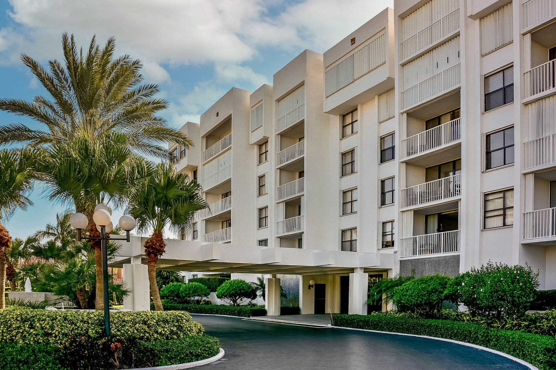 2860 S Ocean Boulevard, Unit 301, Palm Beach, FL 33480 Photo