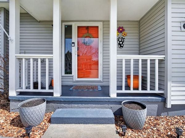 431 N Walnut Boulevard , Pleasant Hill, IA 50327