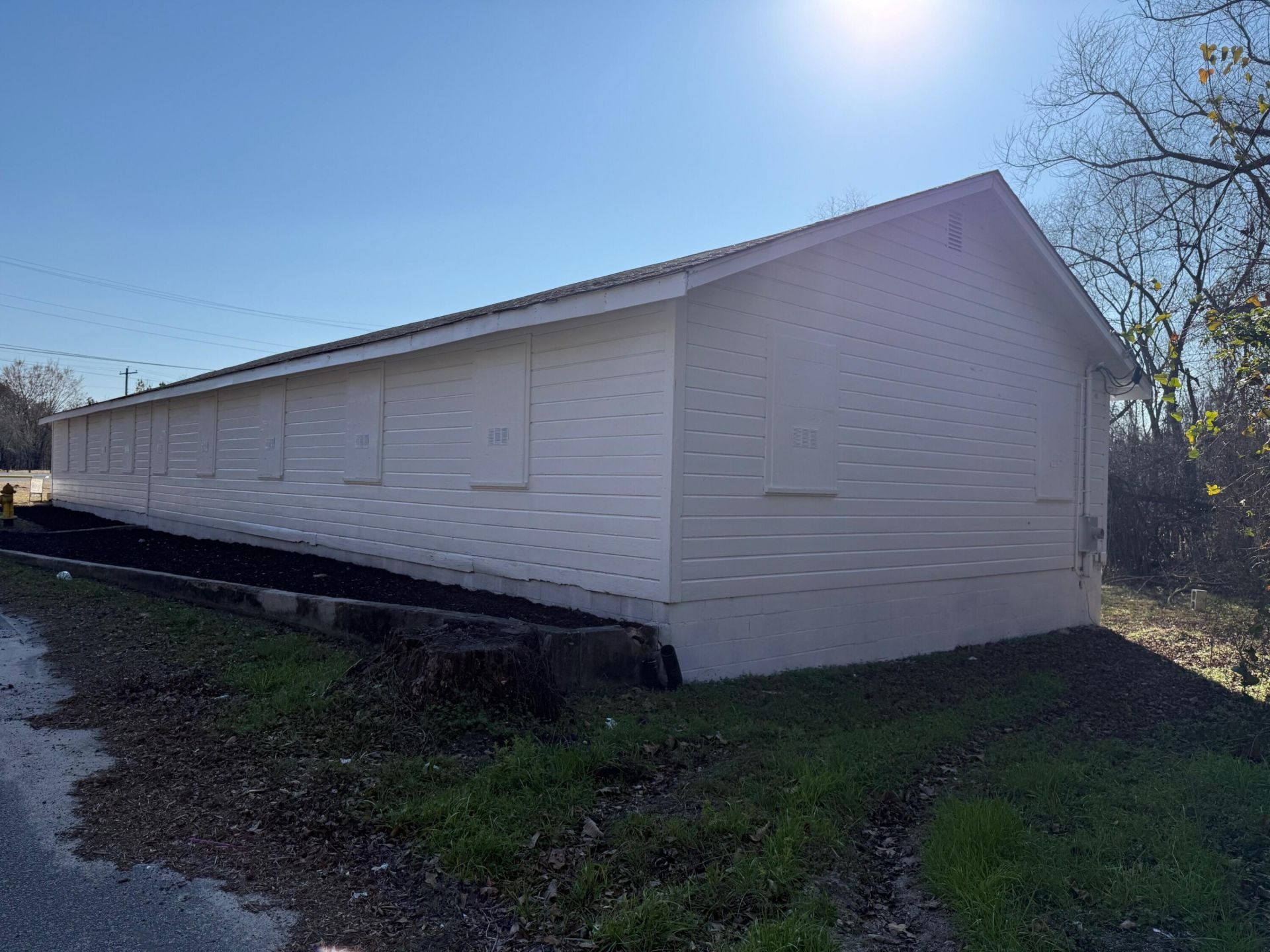 692 Murray Street Photo 9