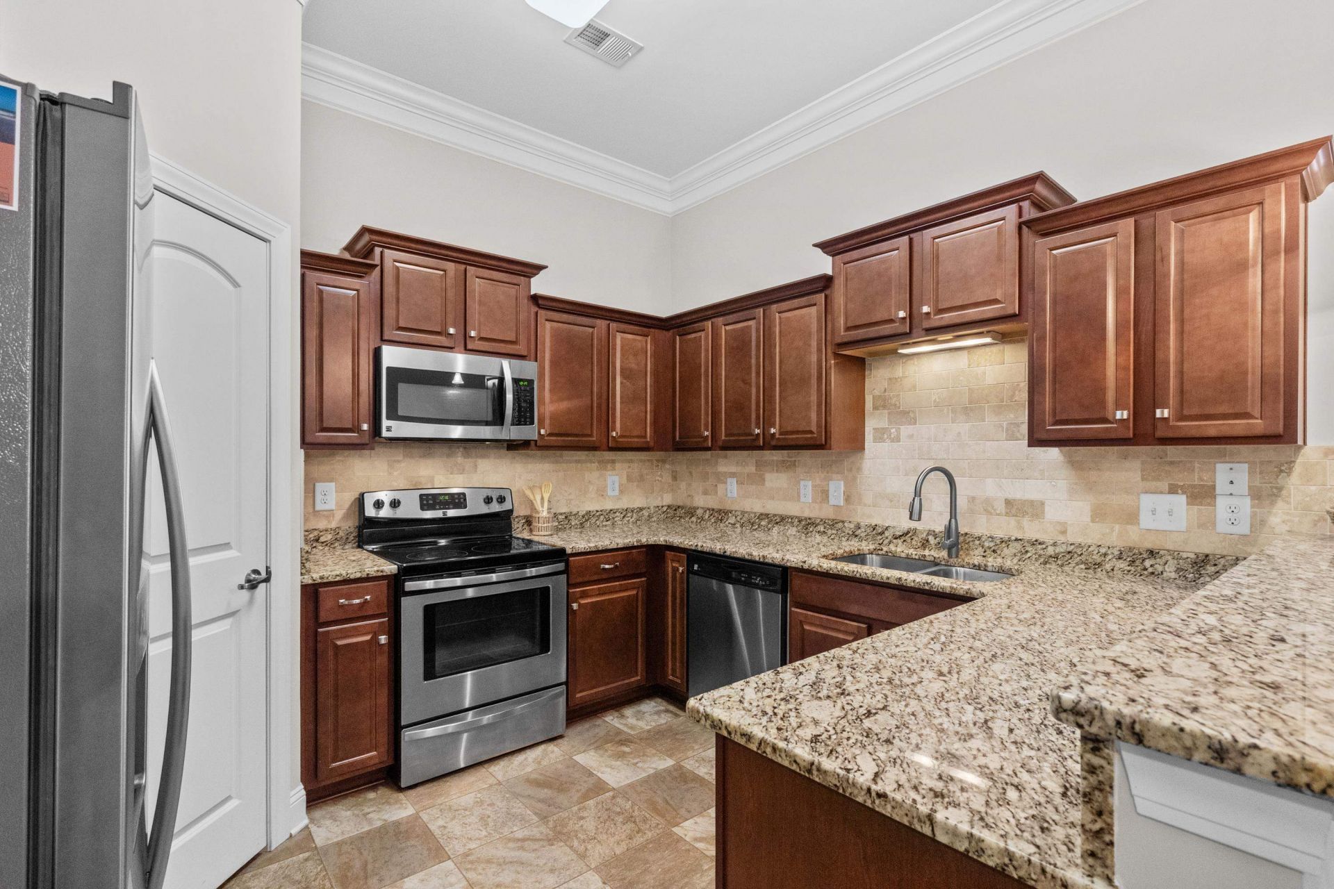 304 Shelby Lawson Dr. Photo 21