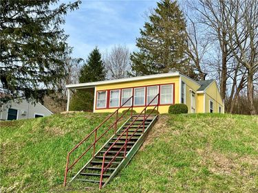 7854 Eagle Road , Wolcott, NY 14590