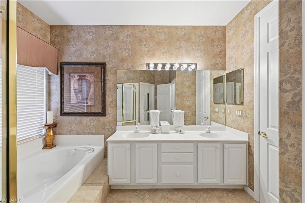 1901 Timarron Way , Naples, FL 34109 Photo