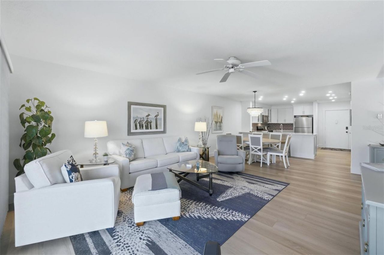 2100 Benjamin Franklin Drive, Unit 205, Sarasota, FL 34236 Photo