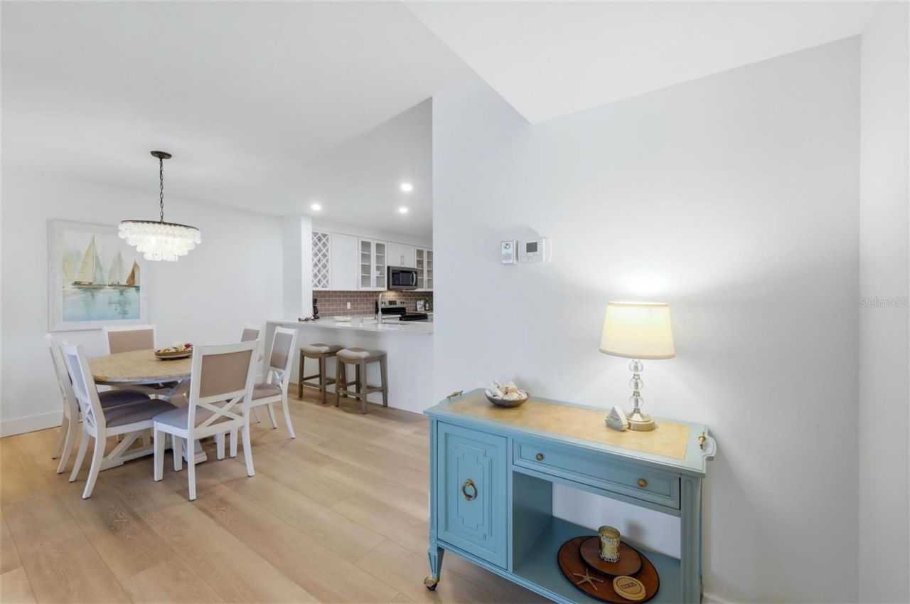 2100 Benjamin Franklin Drive, Unit 205, Sarasota, FL 34236 Photo