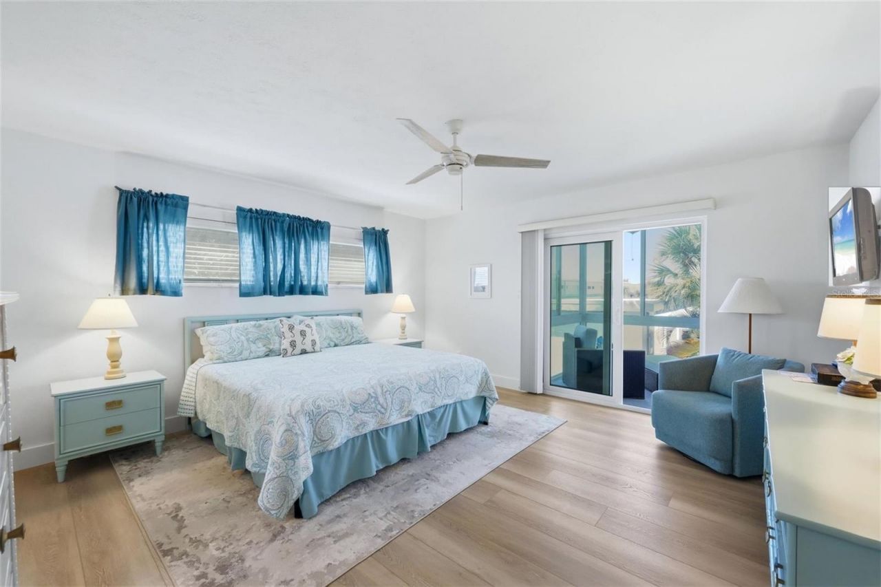 2100 Benjamin Franklin Drive, Unit 205, Sarasota, FL 34236 Photo