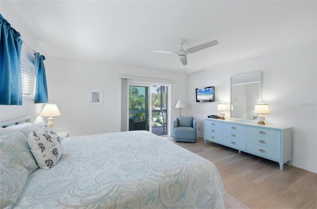 2100 Benjamin Franklin Drive, Unit 205, Sarasota, FL 34236 Photo