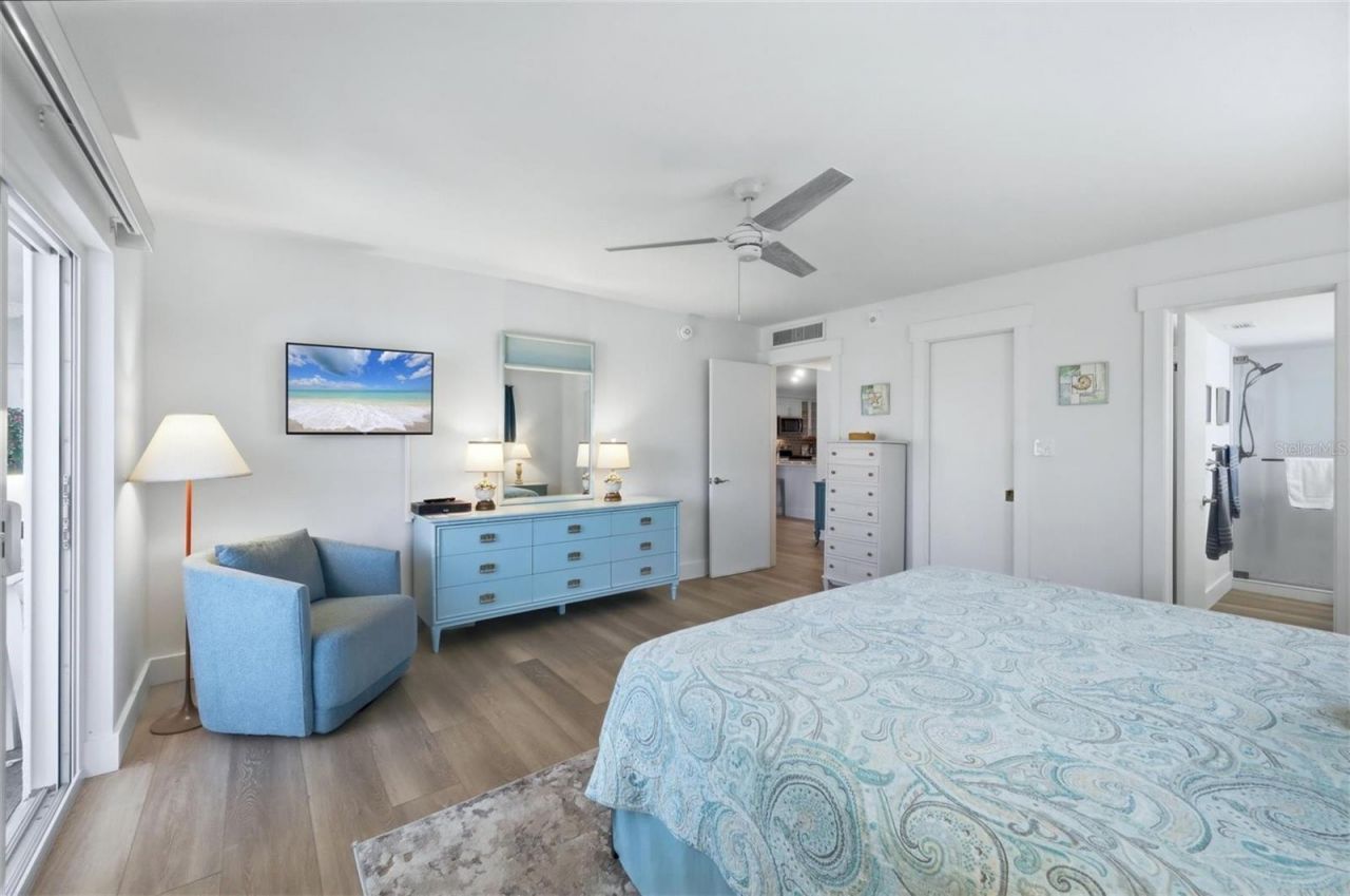 2100 Benjamin Franklin Drive, Unit 205, Sarasota, FL 34236 Photo