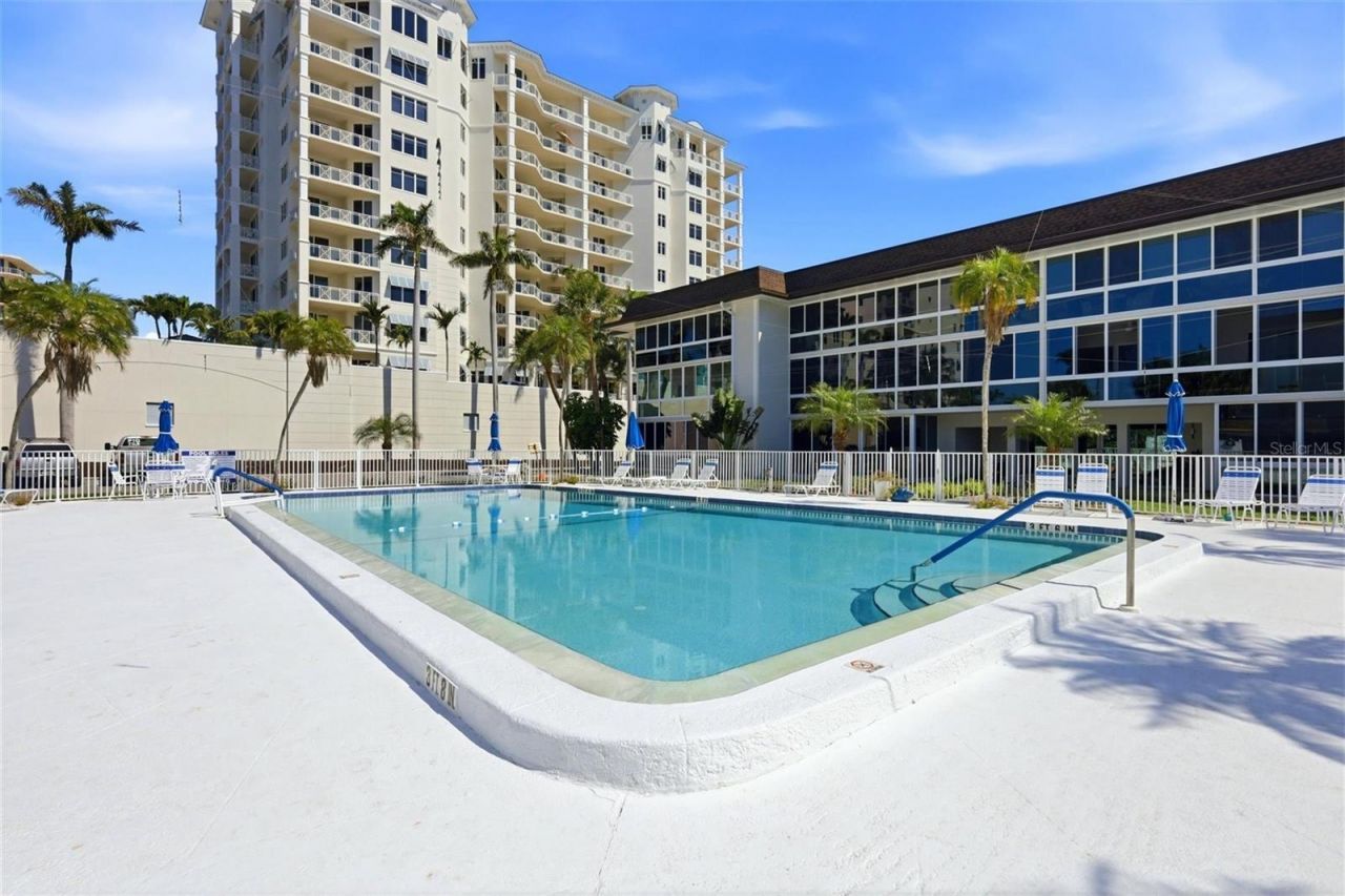 2100 Benjamin Franklin Drive, Unit 205, Sarasota, FL 34236 Photo