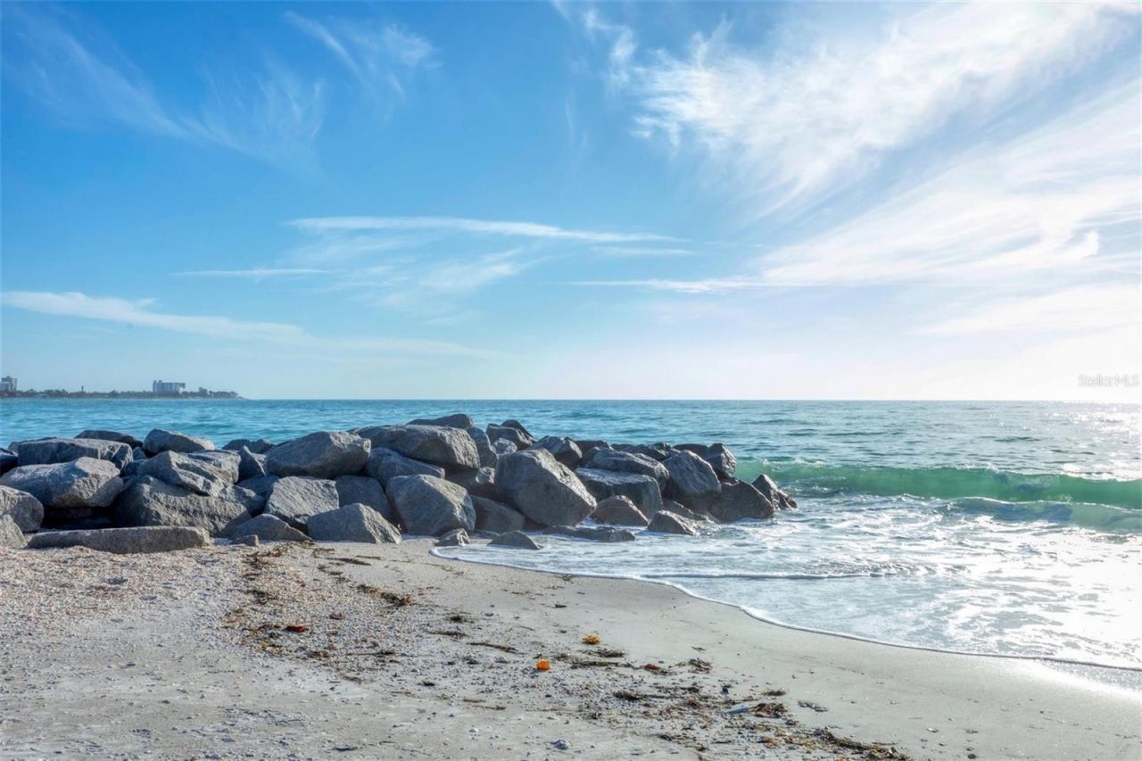 2100 Benjamin Franklin Drive, Unit 205, Sarasota, FL 34236 Photo