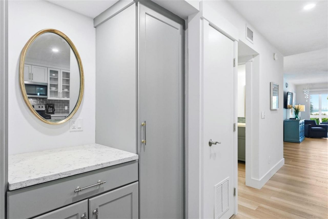 2100 Benjamin Franklin Drive, Unit 205, Sarasota, FL 34236 Photo