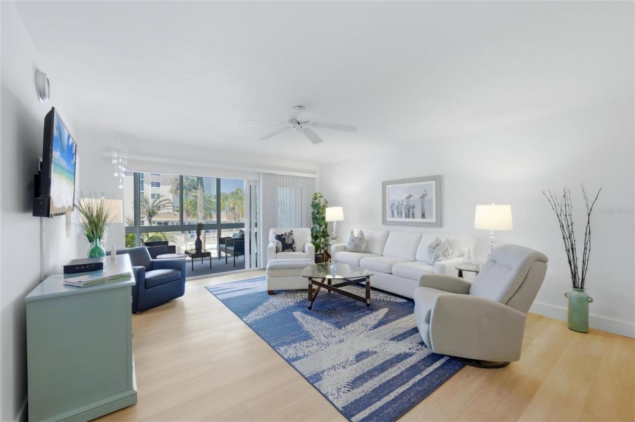 2100 Benjamin Franklin Drive, Unit 205, Sarasota, FL 34236 Photo