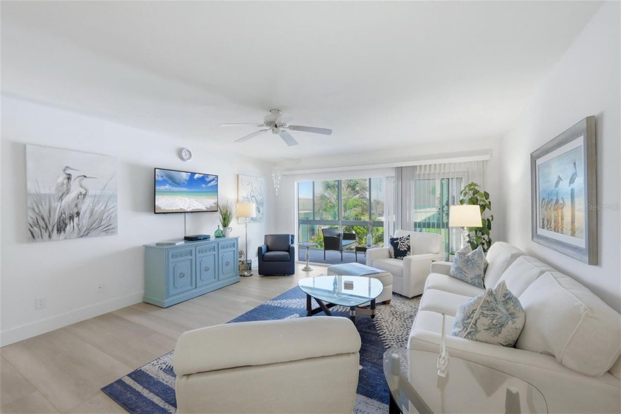 2100 Benjamin Franklin Drive, Unit 205, Sarasota, FL 34236 Photo