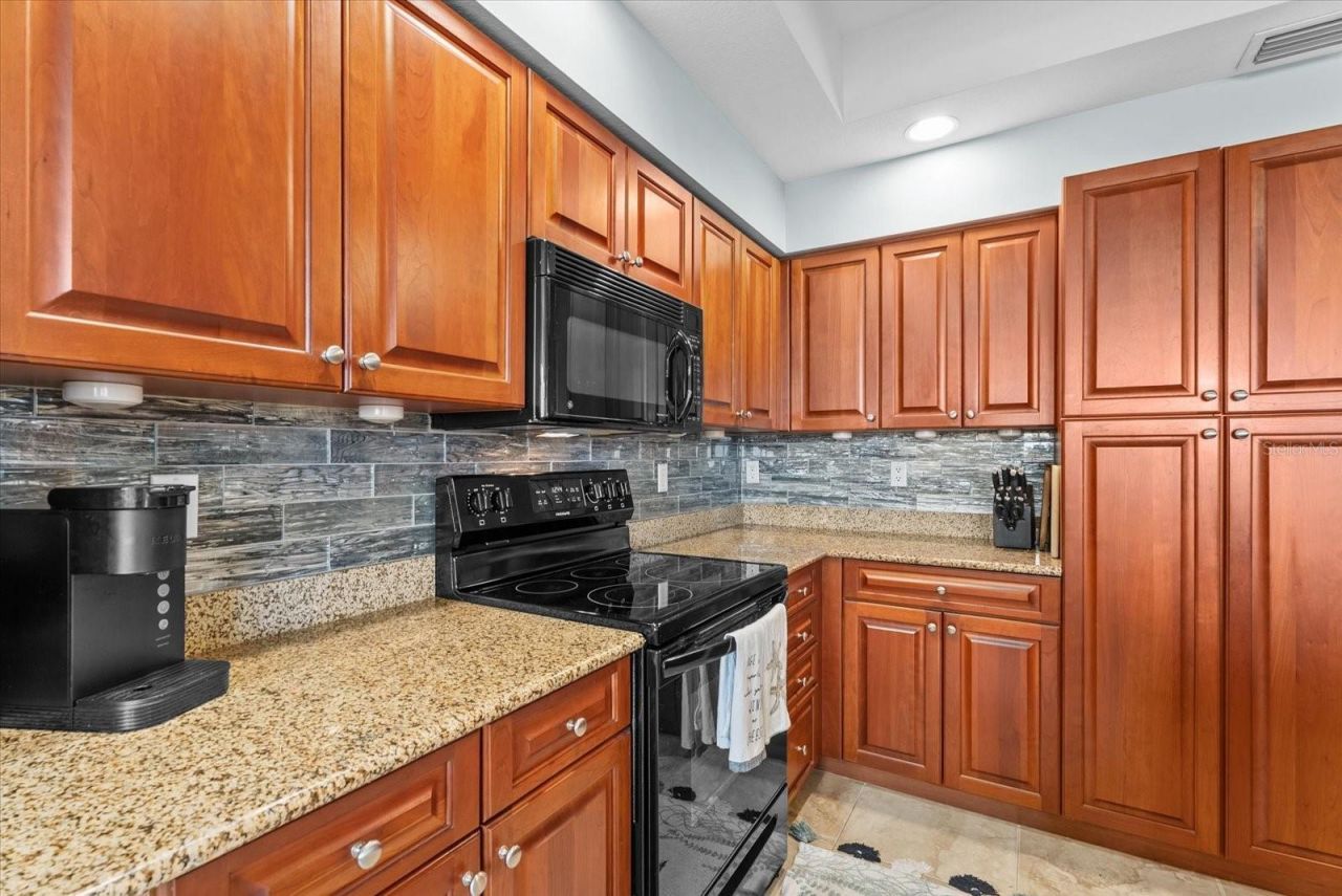 1349 Aqui Esta Drive , Unit 136, Punta Gorda, FL 33950 Photo