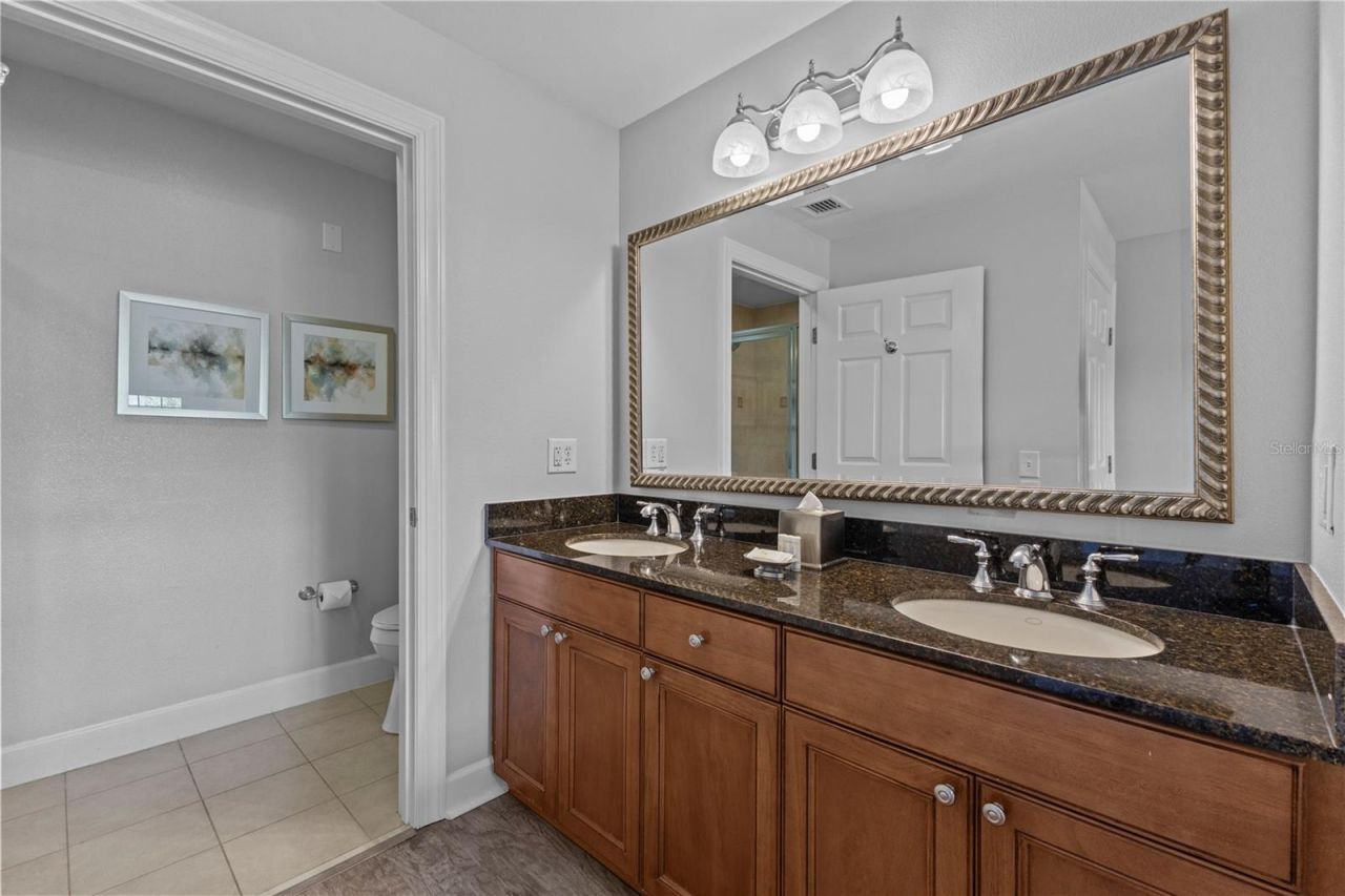 1354 Centre Court Ridge Drive , Unit 302, Reunion, FL 34747 Photo